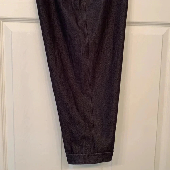 Dark Denim Stretch Capris 1X - Picture 4 of 10